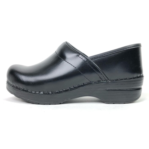 Dansko Professional Black Cabrio Leather Clog - Picture 3 of 14